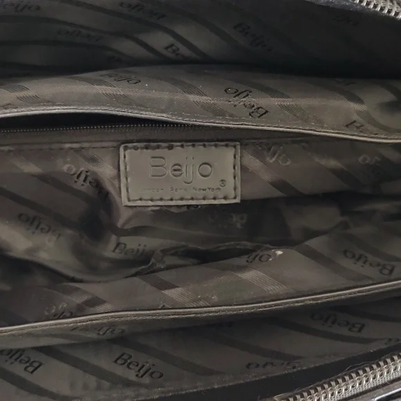 Beijo faux leather green/black color block shoulder bag. GUC. Preloved - Picture 8 of 15